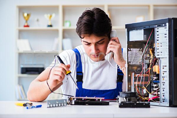 维修台式电脑与软件开发 维护硬件与优化软件的并行之道