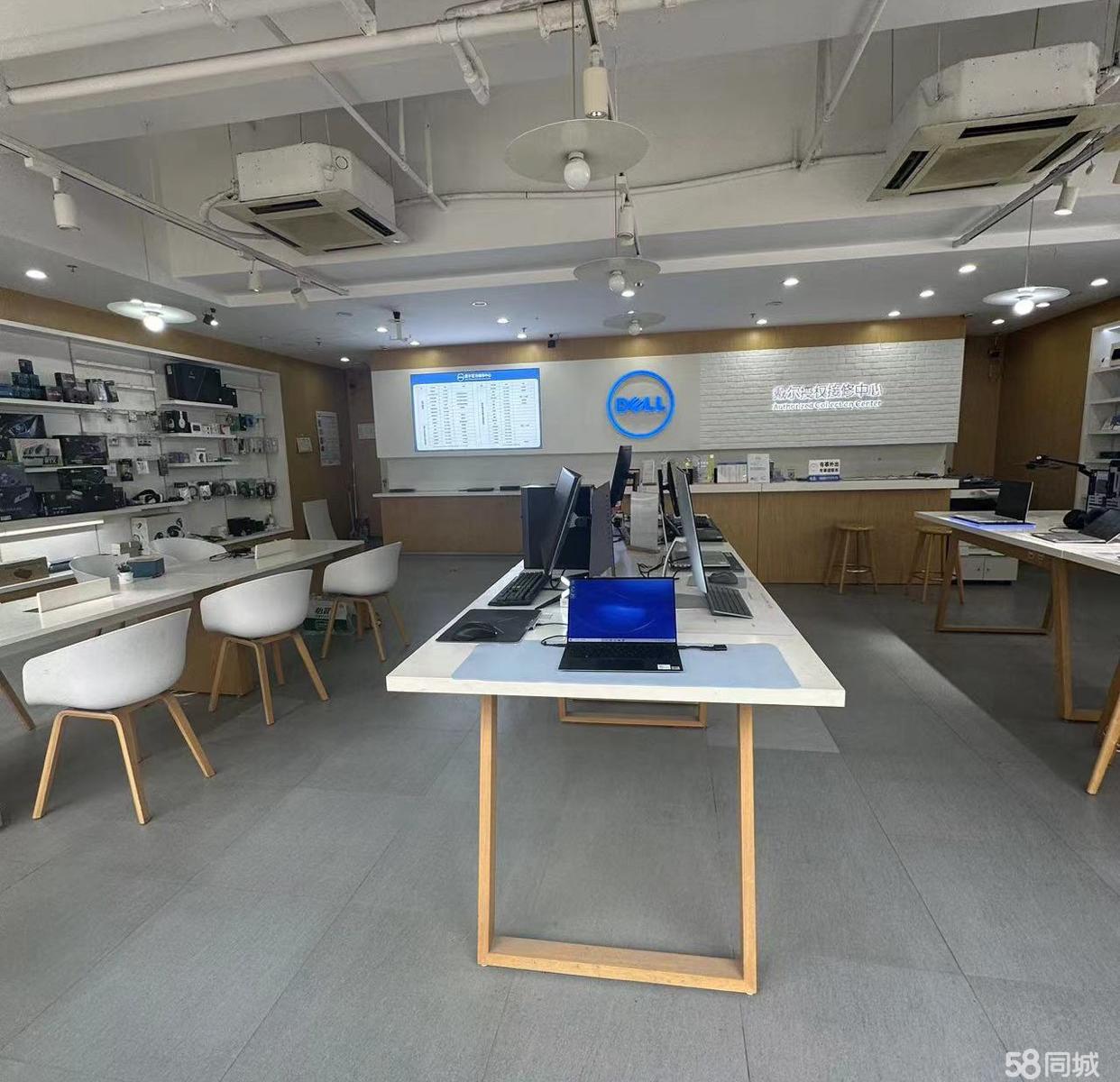 寒冬中的坚守 2020年对一家电脑店的冲击与转型之路